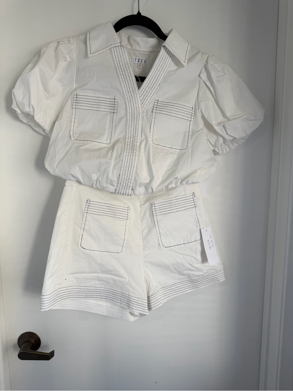 TCEC White Short-Sleeve top/Short  SET with Contrast Stitching NWT
